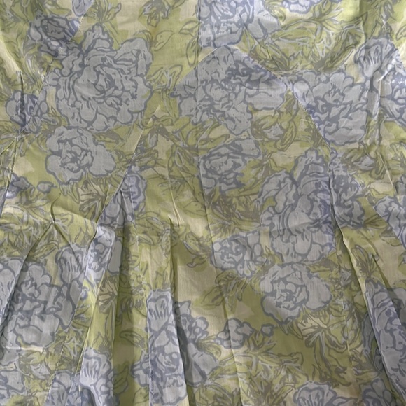 Beautiful skirt for summer - Picture 2 of 3